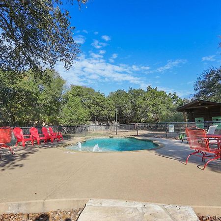 Wimberley Log Cabins Resort And Suites- Unit 7 Экстерьер фото