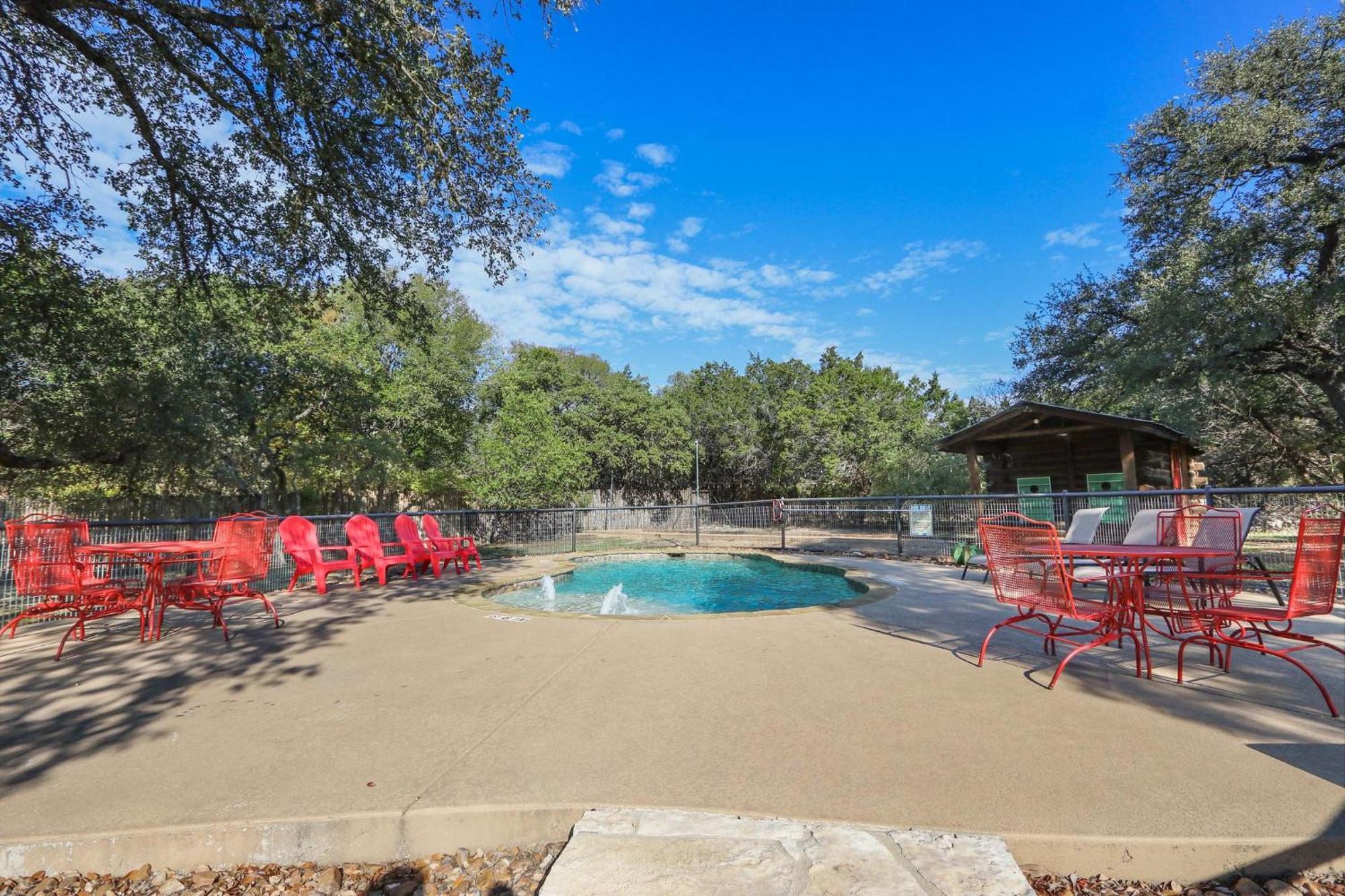 Wimberley Log Cabins Resort And Suites- Unit 7 Экстерьер фото